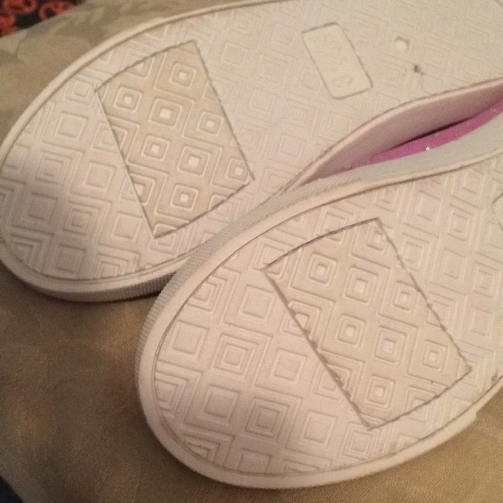 Pink sneakers - Picture 5 of 5